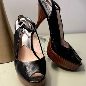 In excellent condition, like new